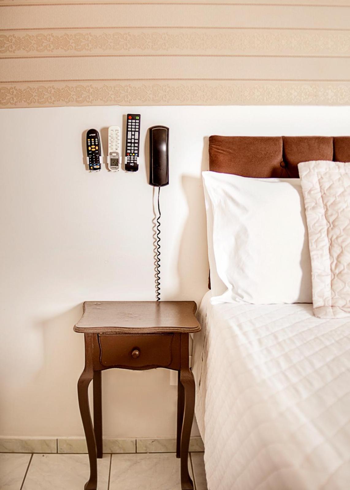 Hotel Grezelle Santa Bárbara Zewnętrze zdjęcie